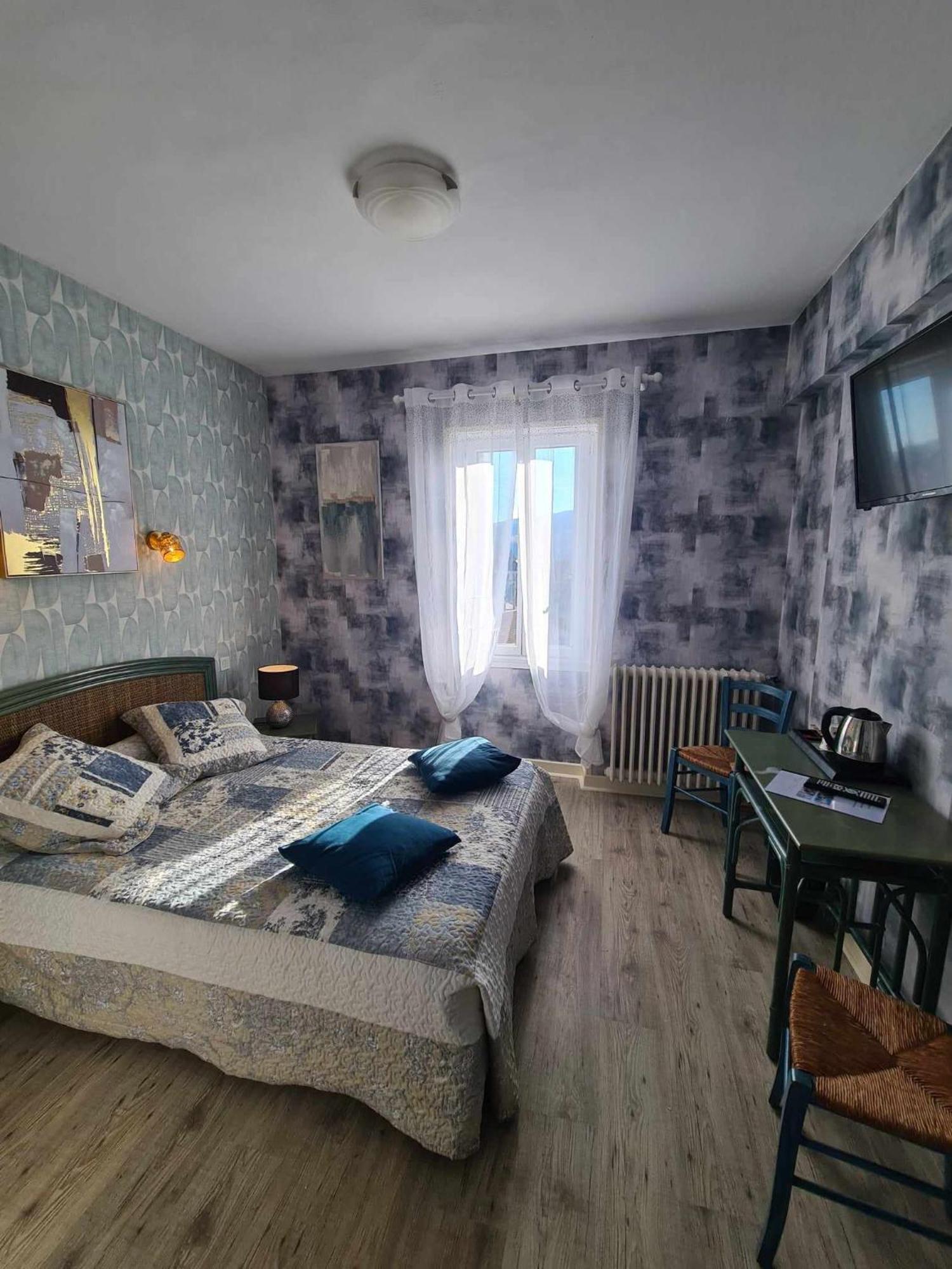 Hotel Belle Vue Суяк Екстер'єр фото