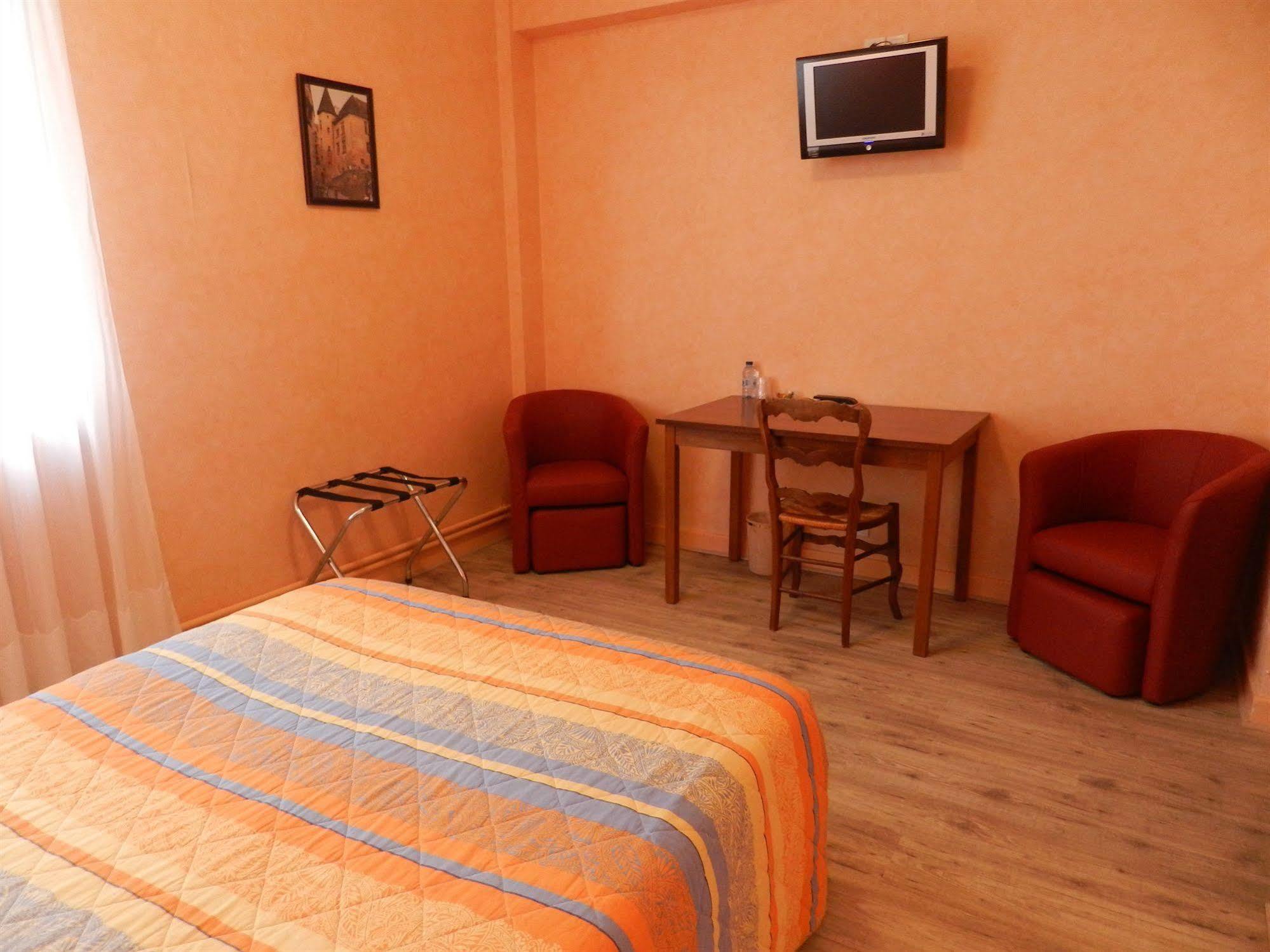 Hotel Belle Vue Суяк Екстер'єр фото